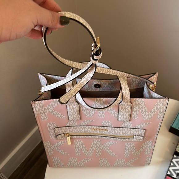 Michael Kors, large tote - Picture 2 of 3